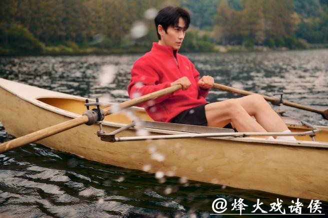 大提琴家马友友与知名演员朱一龙,运动让他们碰撞出怎样奇妙的火花? 大提琴家马友友与知名演员朱一龙,运动让他们碰撞出怎样奇妙的火花?